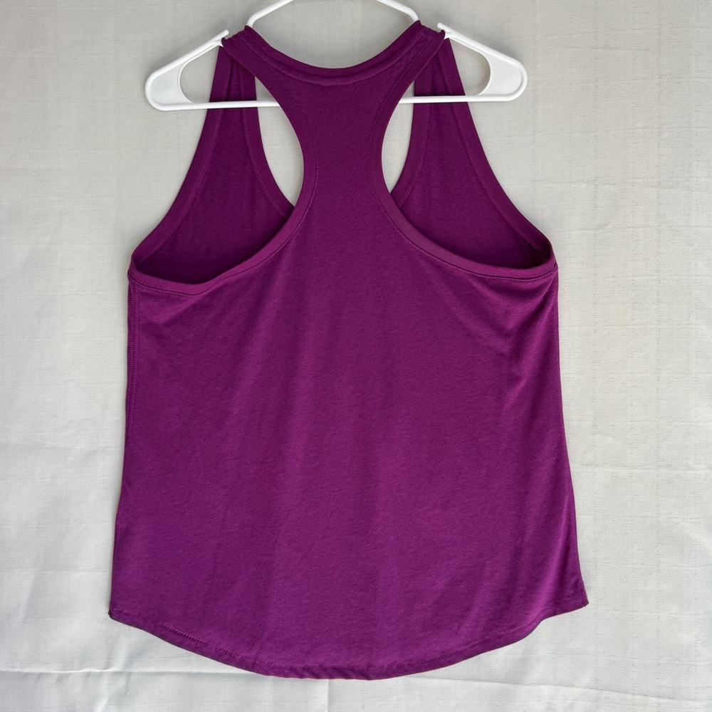 Women’s Nike Tank - Picture 2 of 7
